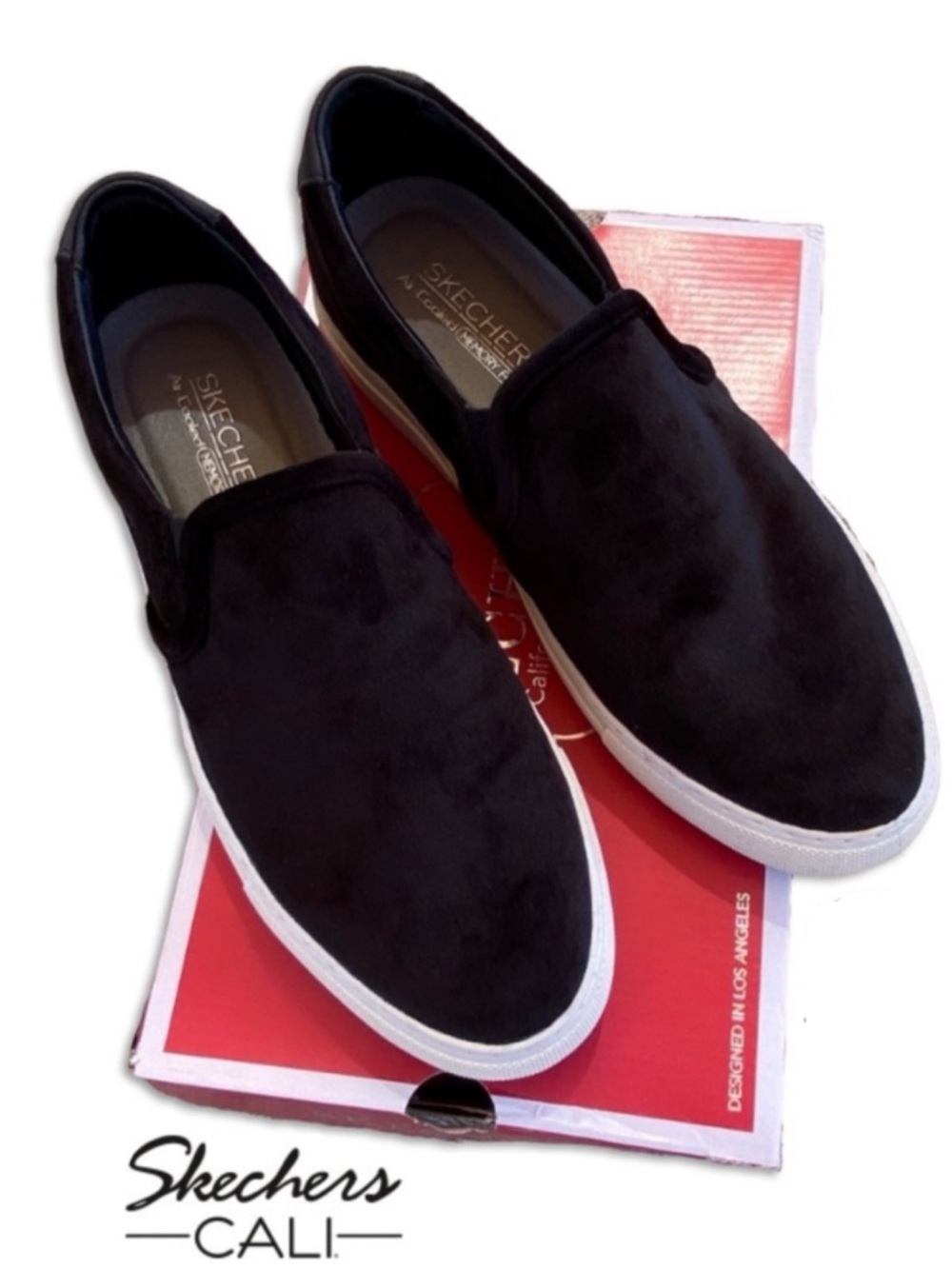SKECHERS Shoes